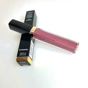 🌺New Chanel Rouge Coco Gloss in #119 “Bourgeoisie”🌺